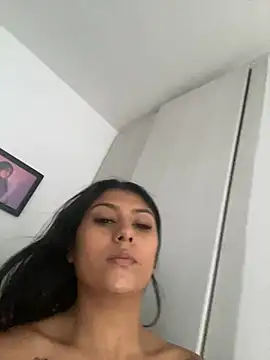 CandyRoxx1  online show from 8, 2, 2025