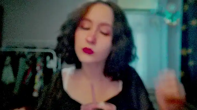 JoannaTompson online show from 11, 6, 2026