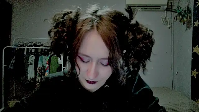 JoannaTompson online show from 19, 6, 2026