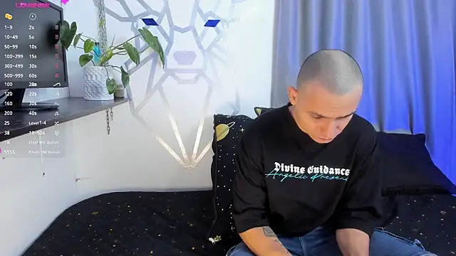 Aron-santoro online show from 15, 1, 2025