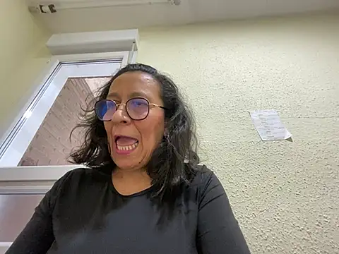 sweeviolet online show from 7, 2, 2025