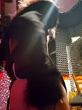 Toptransluder online show from 12, 2, 2025