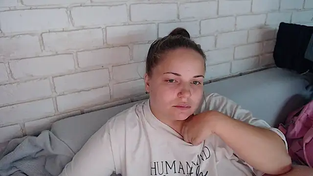 Crazyy girl  online show from 21, 9, 2025