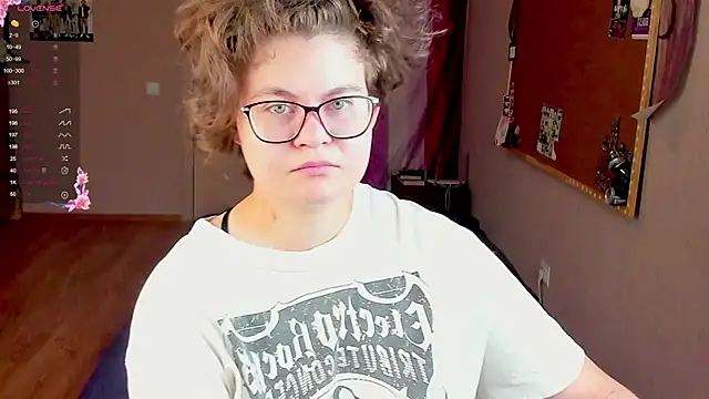 Sashy Way online show from 8, 12, 2024