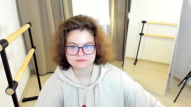 Sashy Way online show from 17, 9, 2025