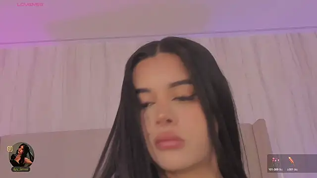 kaylarossi online show from 21, 5, 2026