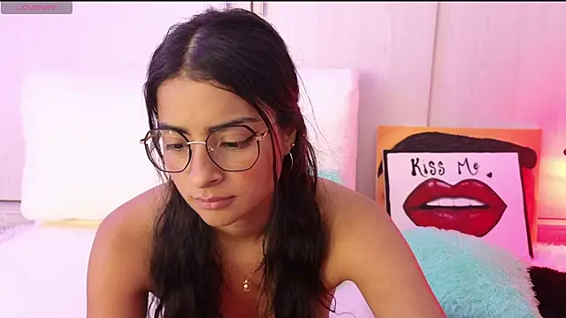 Snapshot of Yues050600 chatting on 17, 1, 2025 Yues050600 online show from 17, 1, 2025