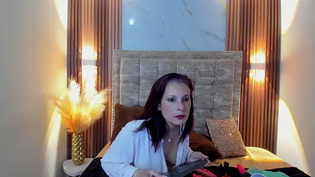 ada mclaine online show from 22, 2, 2025