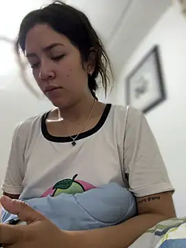 Mila Morgan online show from 3, 3, 2025