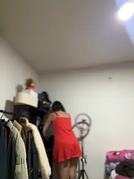 Mila Morgan online show from 6, 10, 2025