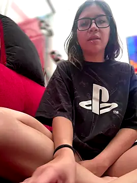 Mila Morgan online show from 23, 10, 2025