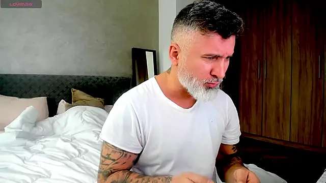 BlowMyXXL online show from 15, 2, 2025