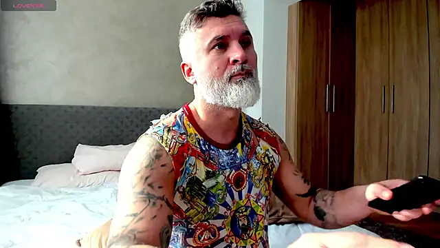 BlowMyXXL online show from 19, 2, 2025