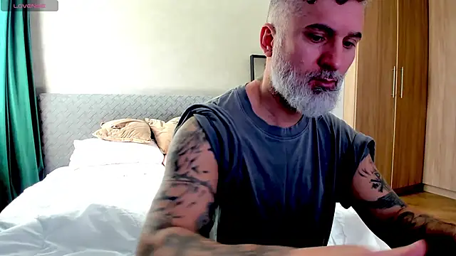 BlowMyXXL online show from 20, 2, 2025