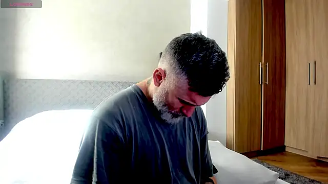 BlowMyXXL online show from 4, 3, 2025