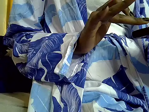 Snapshot of Skinny_m chatting on 16, 11, 2025 Skinny m online show from 16, 11, 2025