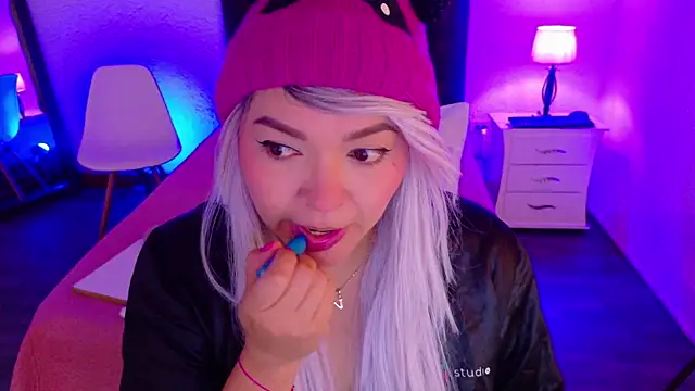 Snapshot of Cuckold_lover69 chatting on 23, 2, 2025 Cuckold lover69 online show from 23, 2, 2025