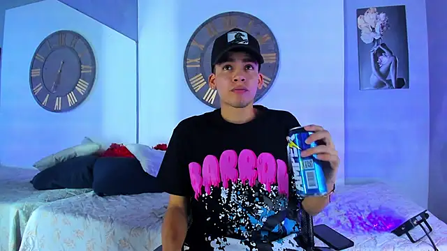 Mike 0233  online show from 18, 1, 2025