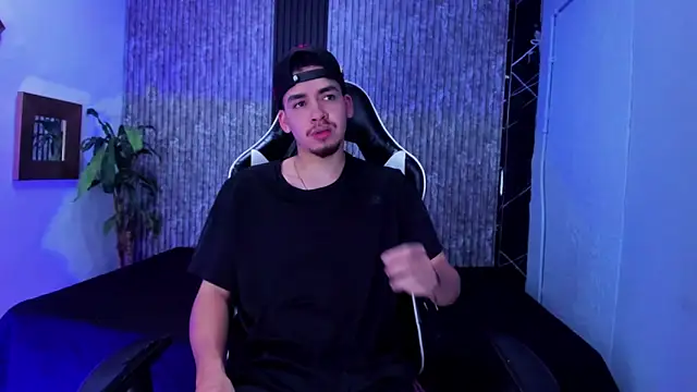 Mike 0233  online show from 8, 2, 2026