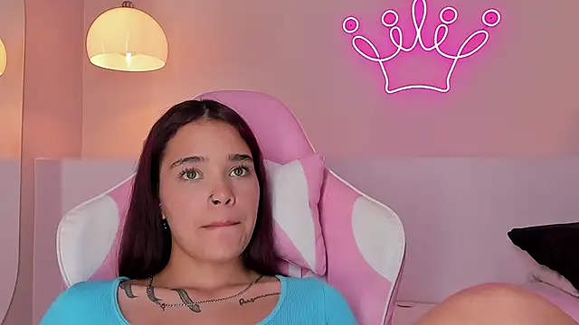 violeth hill online show from 16, 2, 2025