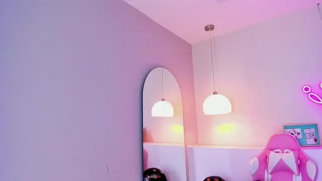 violeth hill online show from 24, 2, 2025