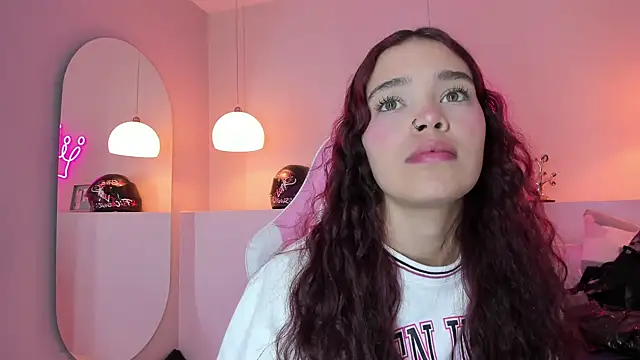 violeth hill online show from 26, 2, 2025