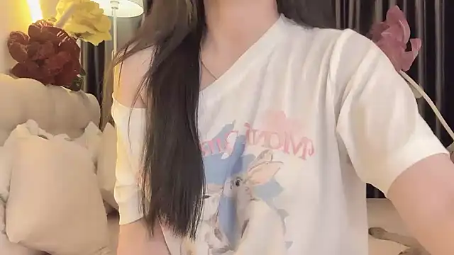 Snapshot of Nacy-Moonlight chatting on 15, 4, 2026 Nacy-Moonlight online show from 15, 4, 2026