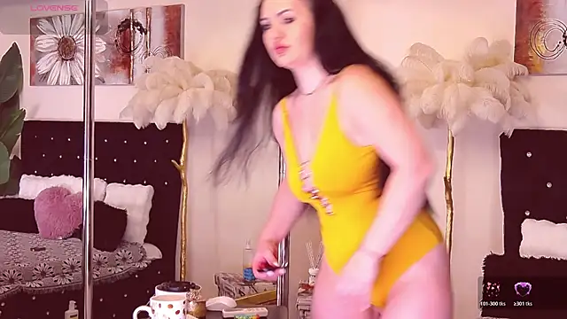 Estheraa online show from 14, 2, 2026