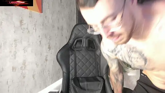 Snapshot of CodyWalkerR chatting on 26, 6, 2026 CodyWalkerR online show from 26, 6, 2026