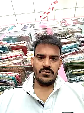 Snapshot of absoluteright chatting on 10, 12, 2024 absoluteright online show from 10, 12, 2024