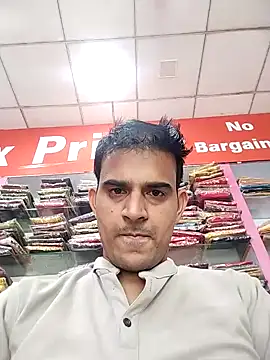 Snapshot of absoluteright chatting on 5, 11, 2025 absoluteright online show from 5, 11, 2025