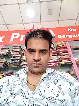 Snapshot of absoluteright chatting on 6, 11, 2025 absoluteright online show from 6, 11, 2025