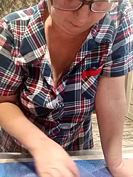 NicoleOlla online show from 6, 2, 2026