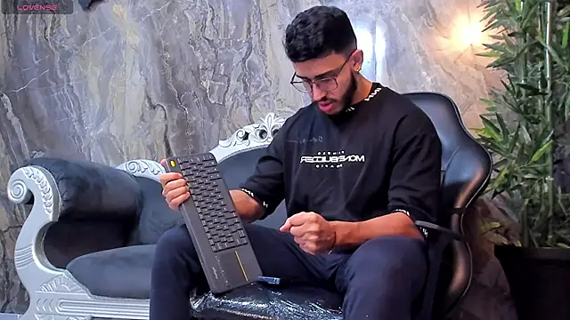 Liam Kleiin online show from 15, 2, 2025