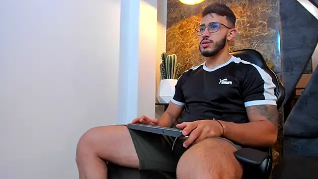 Liam Kleiin online show from 16, 9, 2025