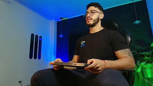 Liam Kleiin online show from 11, 4, 2026