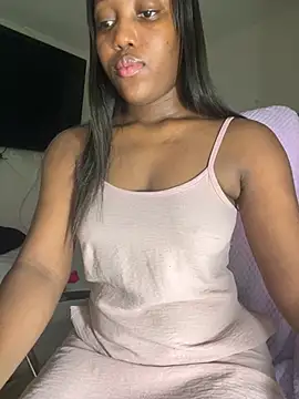 kellya  online show from 4, 1, 2025