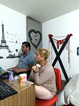 hotandfierylatinos2023 online show from 16, 10, 2025