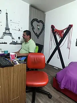 hotandfierylatinos2023 online show from 26, 11, 2025