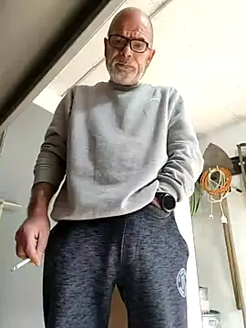 bottomhairy online show from 18, 3, 2026