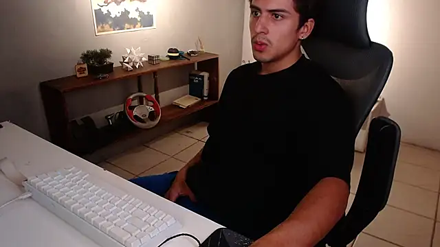 Snapshot of Thieves9 chatting on 1, 2, 2026 Thieves9 online show from 1, 2, 2026