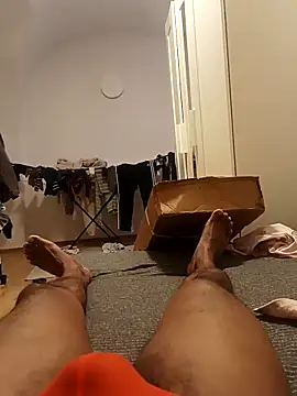 maleesa online show from 9, 10, 2025