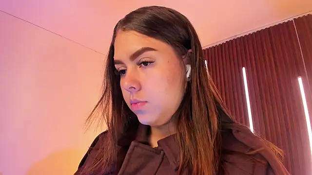 Snapshot of ArianaBaker chatting on 9, 4, 2026 ArianaBaker online show from 9, 4, 2026