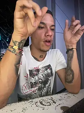 Snapshot of Osiiriis chatting on 20, 1, 2025 Osiiriis online show from 20, 1, 2025