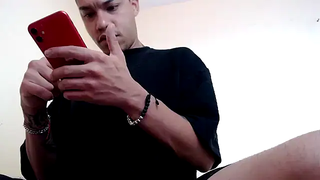 Snapshot of Osiiriis chatting on 24, 1, 2025 Osiiriis online show from 24, 1, 2025