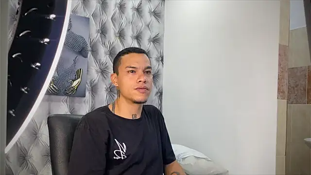 Snapshot of Osiiriis chatting on 26, 1, 2025 Osiiriis online show from 26, 1, 2025