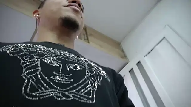 Snapshot of Osiiriis chatting on 12, 2, 2025 Osiiriis online show from 12, 2, 2025