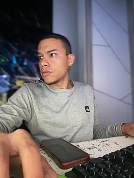 Snapshot of Osiiriis chatting on 24, 2, 2025 Osiiriis online show from 24, 2, 2025