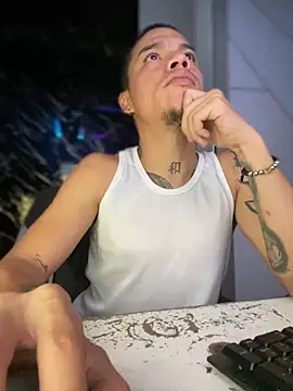 Snapshot of Osiiriis chatting on 27, 2, 2025 Osiiriis online show from 27, 2, 2025