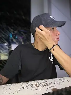 Snapshot of Osiiriis chatting on 2, 3, 2025 Osiiriis online show from 2, 3, 2025